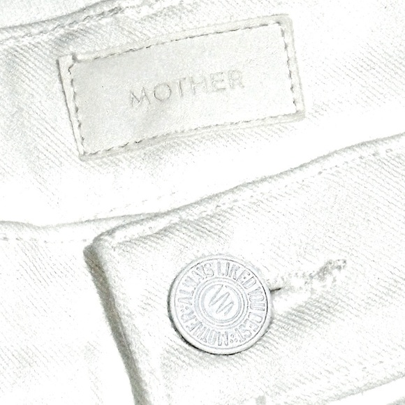 👖🤍 MOTHER Cha Cha Fray Jeans White High-Rise Flare Fray Hem | Sz 24 #preppyvibes - Picture 5 of 6